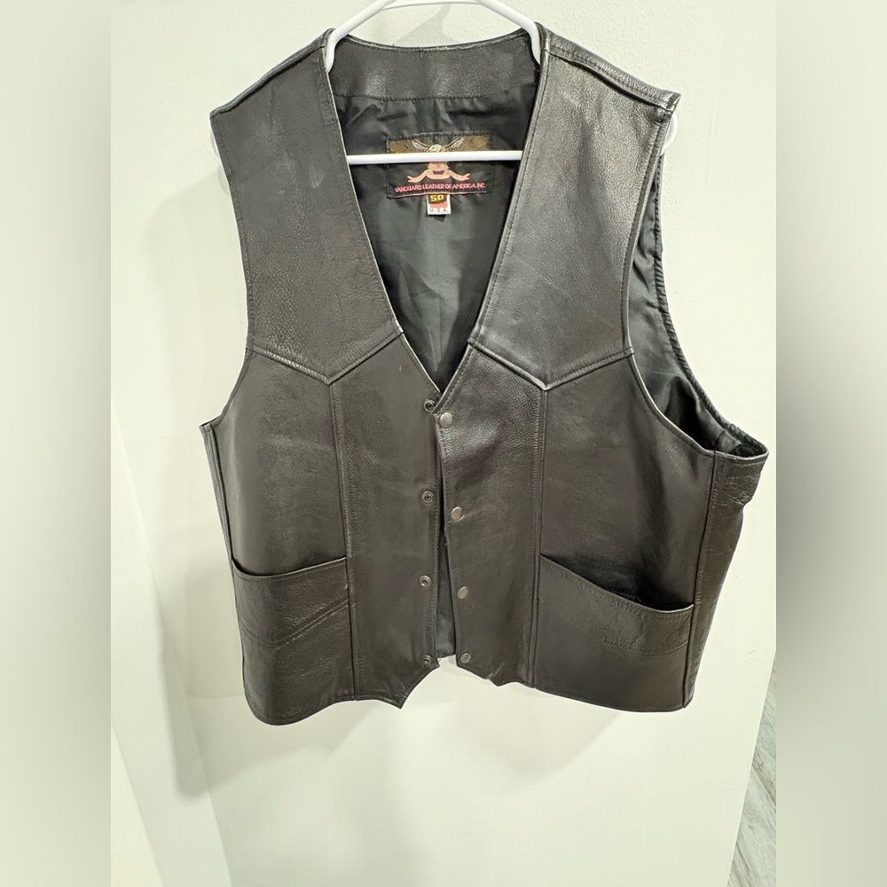 Vintage Vanguard Men's Classic Black Leather Motorcycle Biker Vest
